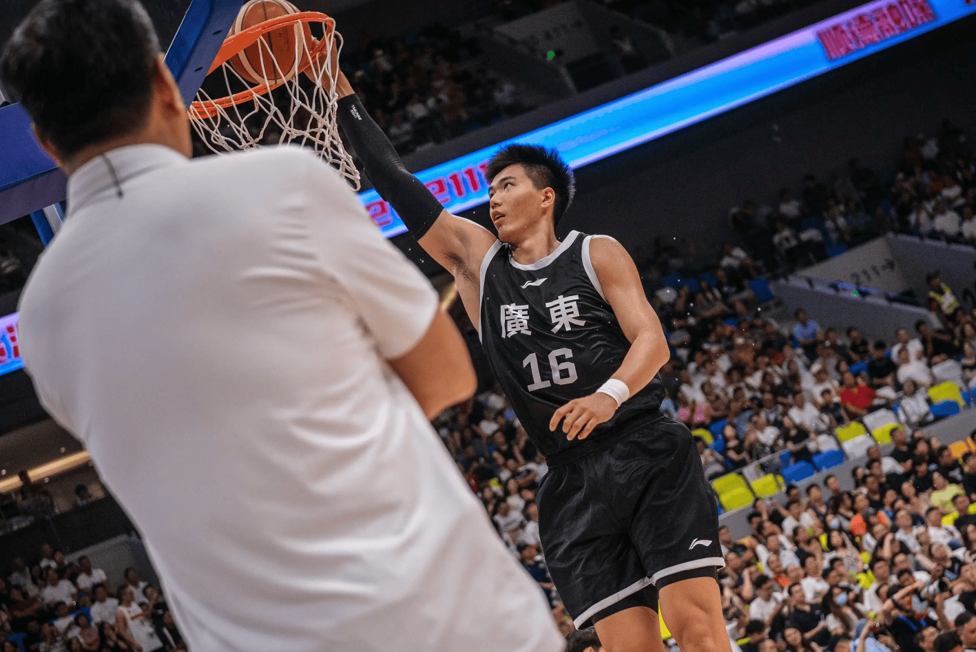 彩瞬间, 焦泊乔场均, 得到