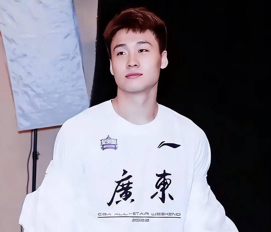 广东就迅速, 身赛中对阵 广东就迅速, 身赛中对阵