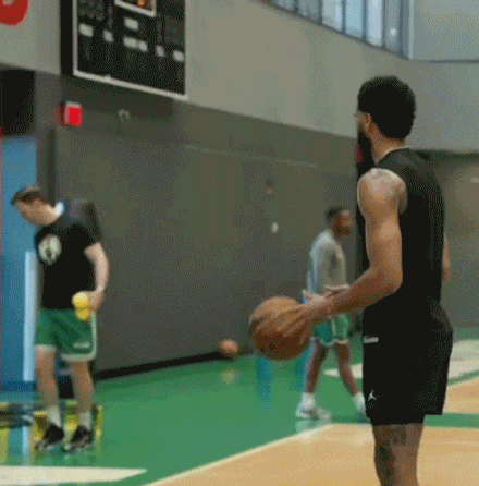 确定新赛季 确定新赛季